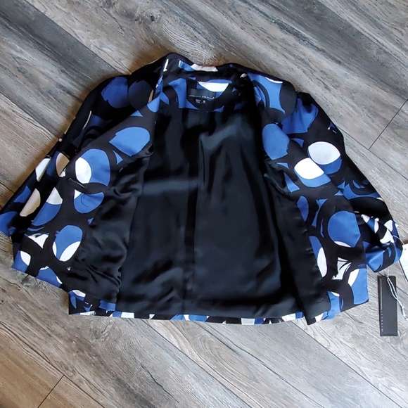 Laudrew Jacket - Picture 8 of 8